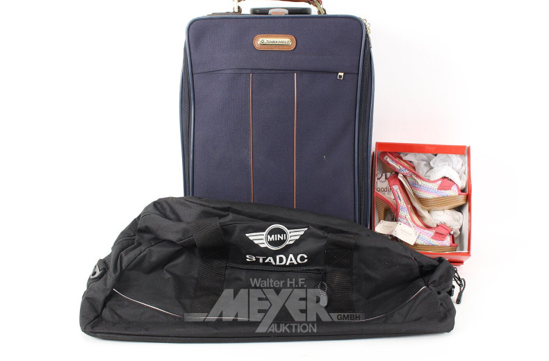 Posten Handtaschen, sowie 1 Paar Damenschuhe