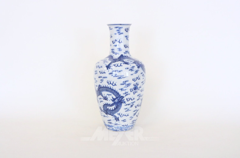 Porzellanvase, Chinadekor 'blauer Drache'
