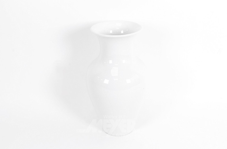gr. Vase in Balusterform