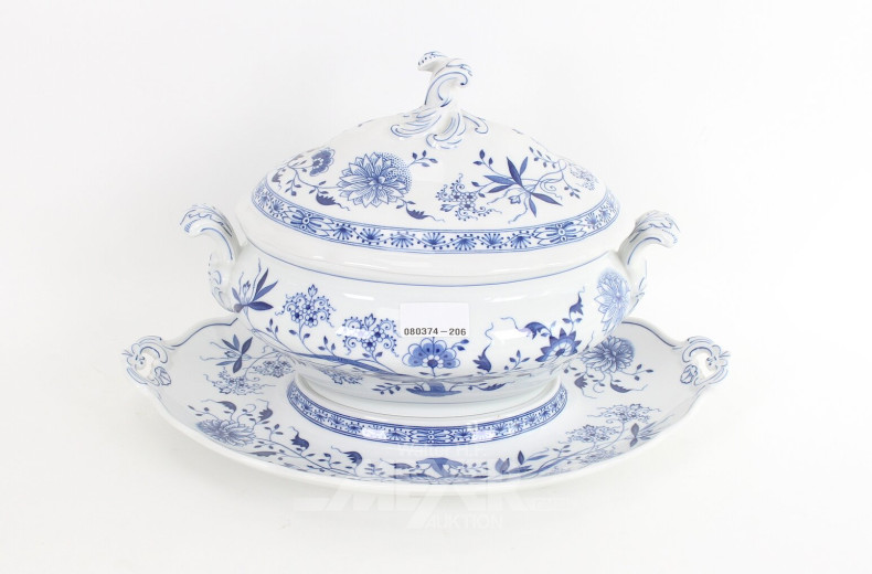 Gr. Deckelterrine mit Unterlegplatte