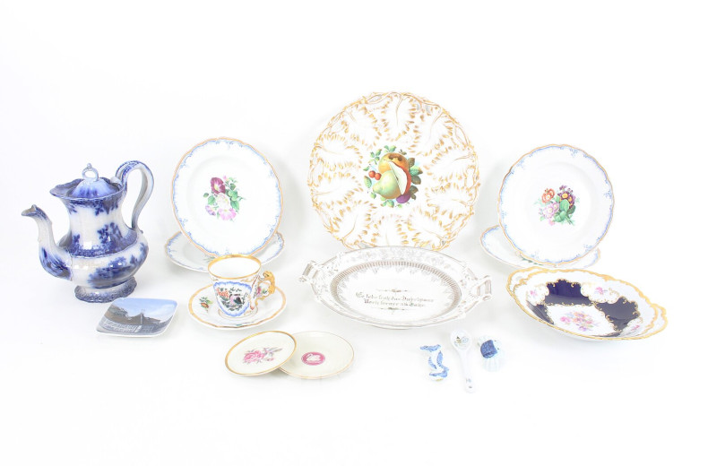 Posten Porzellanteile, best. aus: