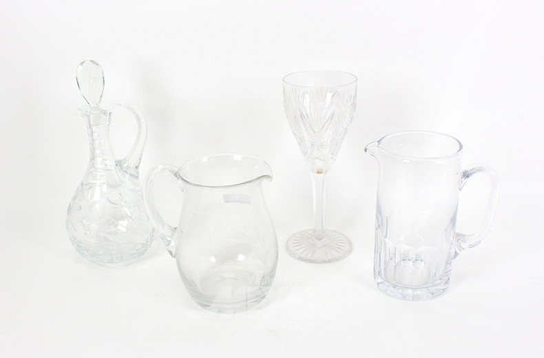 4 Glas- und Kristallteile, best. aus: