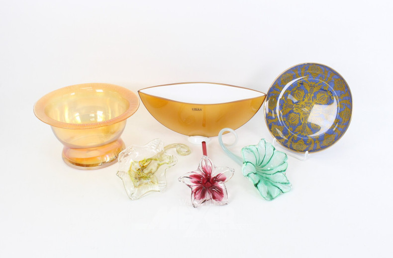 Posten Glasgefäße und Dekorationen