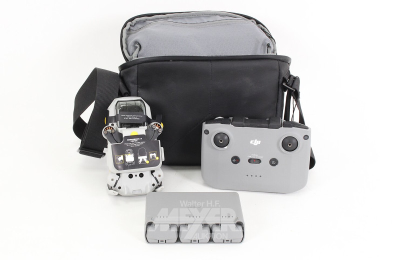 Drohne mit integrierter Kamera