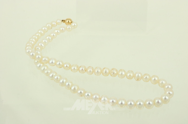 Perlenkette mit Verschluss in 750 GG
