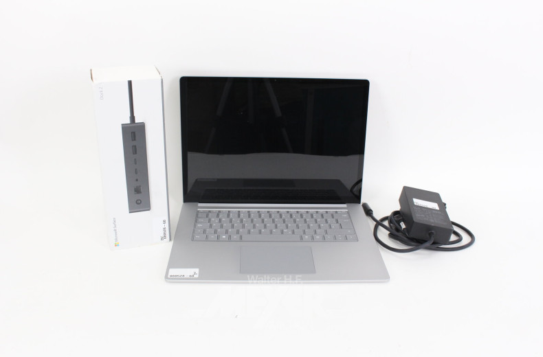 Laptop 15" mit Docking-Station