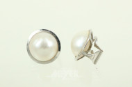 Paar Ohrclips mit Perle