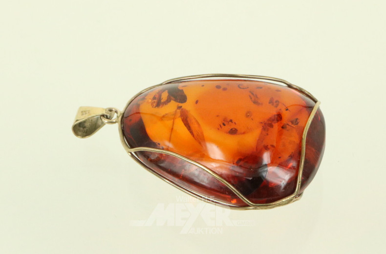 Bernstein-Anhängerfassung