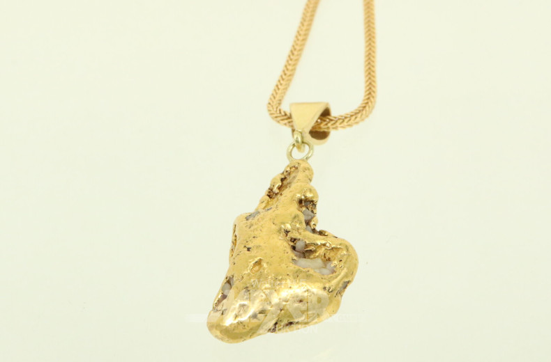 lange Halskette in 21 Kt. GG, gestempelt