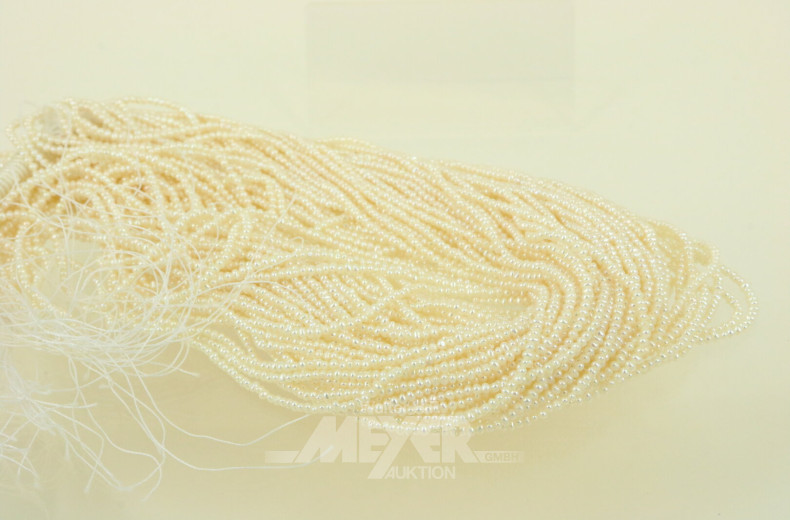 Konvolut Perlenstränge aus kl. Zuchtperlen