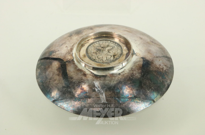 Silberschale mit eingearbeiteter, historischer Münze