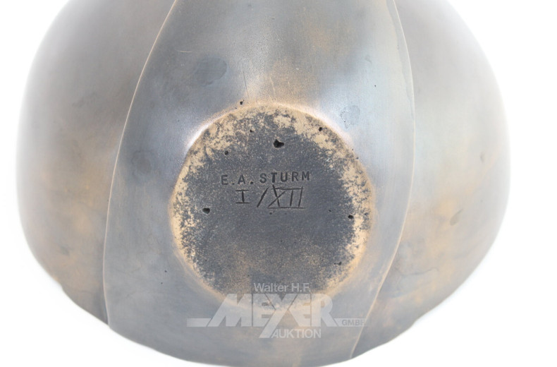 schwere, halbrunde Skulptur "Kommunikation"