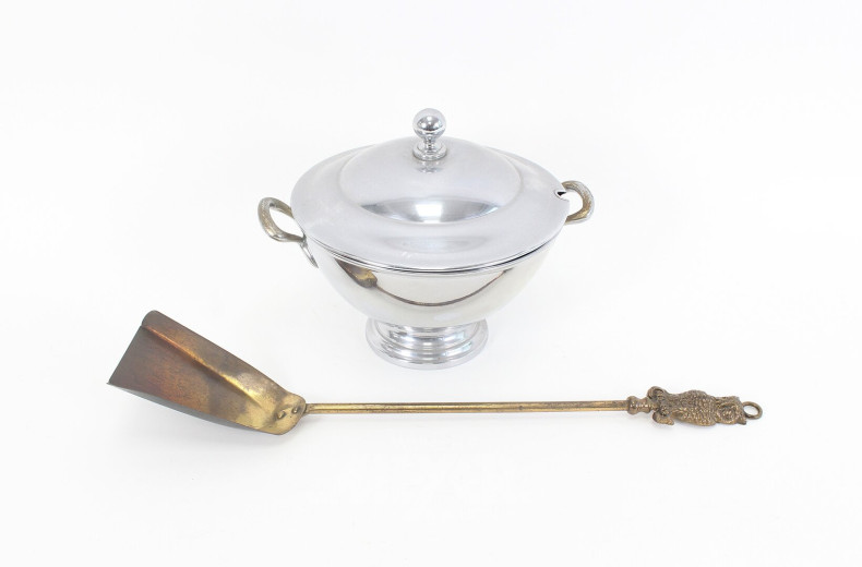 Posten Tischdekorationen und Servierteile