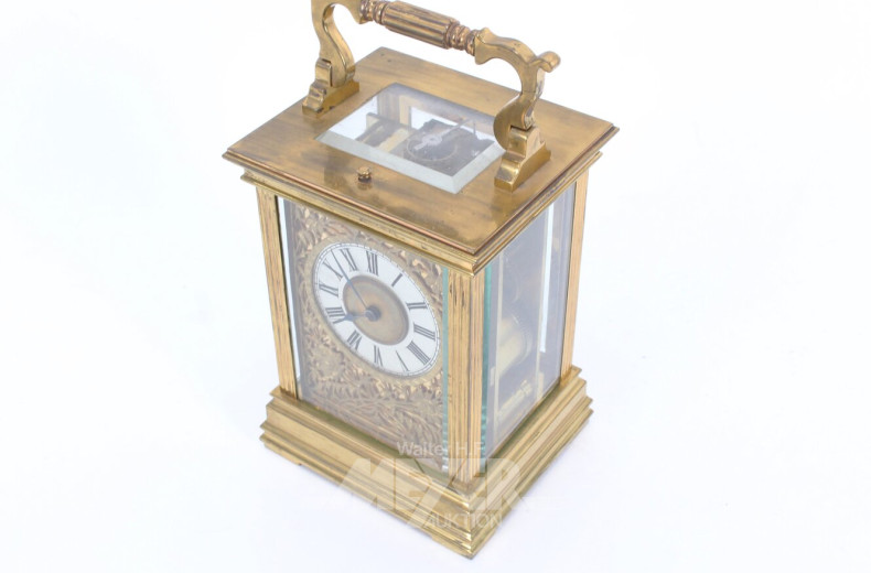 Reisewecker mit floraler Dekoration, spätes 19. Jh.