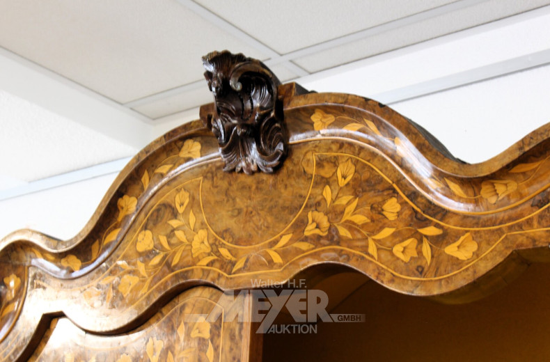 Holländischer Schrank mit Obstholzintarsien