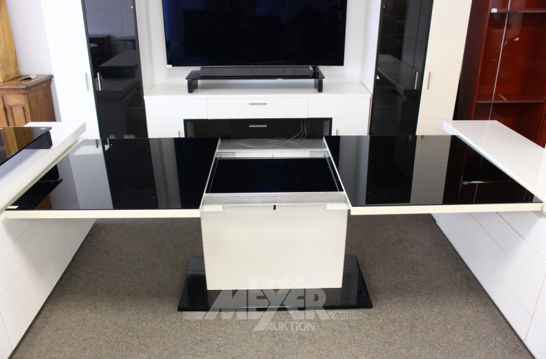 Esstisch (ausziehbar)