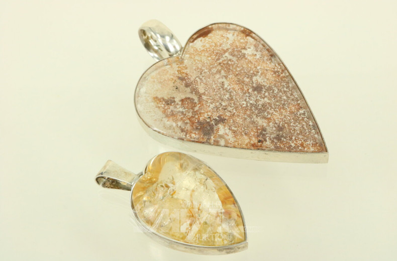 2 Kettenanhänger 'Herz', Quarz in Silber gefasst