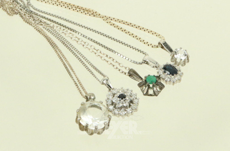 5 Halsketten mit kl. Anhängern in überw. 925er Silber