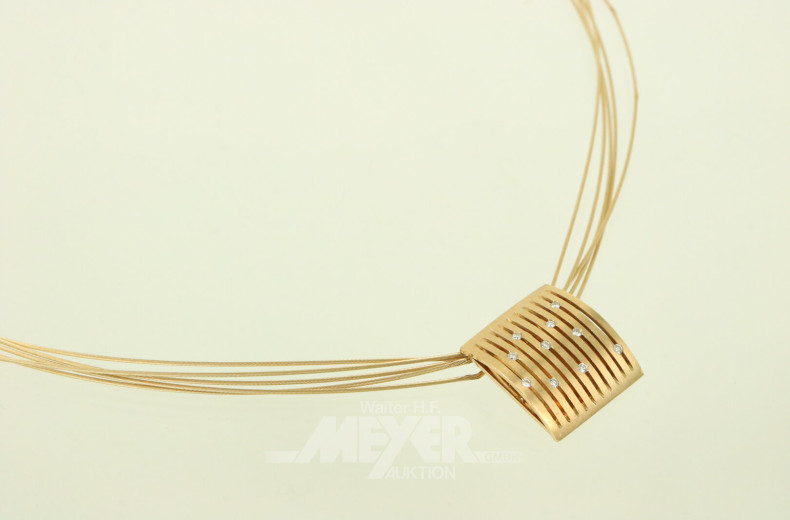 5-reihiges feines Collier mit Anhänger und 10 kl. Brillanten