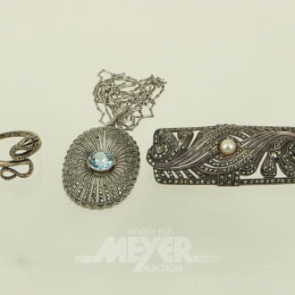 3 Teile Silberschmuck: Anhänger mit Kette, Brosche, Ring
