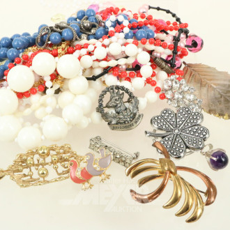 Konvolut Modeschmuck, best. aus: