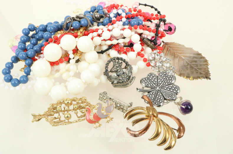 Konvolut Modeschmuck, best. aus: