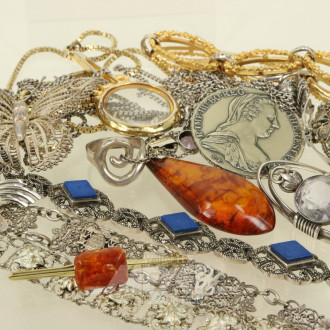 Konvolut Mode- und Silberschmuck