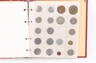 Album mit BRD D-Mark Kursmünzen, sowie Europa und Übersee