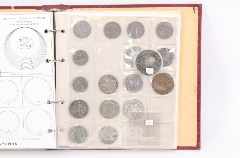 Album mit BRD D-Mark Kursmünzen, sowie Europa und Übersee