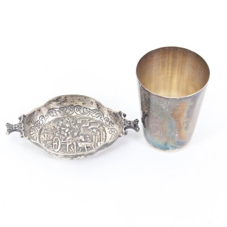 kl. Schälchen und 1 Schnapsbecher