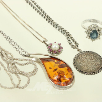 kl. Konvolut Silberschmuck: Ring, Kettenanhänger etc.