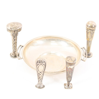 kl. Schälchen mit 4 versch. Petschaften um 1900