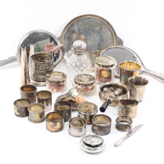 Konvolut Serviettenringe , Becher, Handspiegel, Dosen, etc.