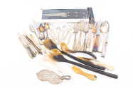 Konvolut versch. Besteckteile, teilw. versilbert