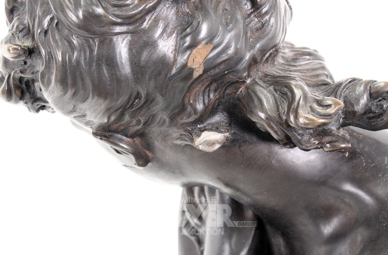 Skulptur,  Sitzende Frau