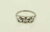 Damenring mit 3 Brillanten, zus. ca. 1,0 ct.