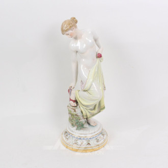 Porz.-Figur "Nach dem Bade"