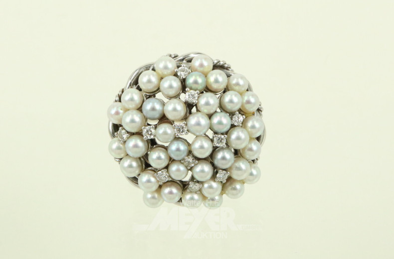 imposanter Cocktailring mit kl. weißen und grauen Perlen, sowie 11 kl. Brillanten
