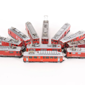 11 Konvolut versch. Triebwagen und Loks u.a. BEMO