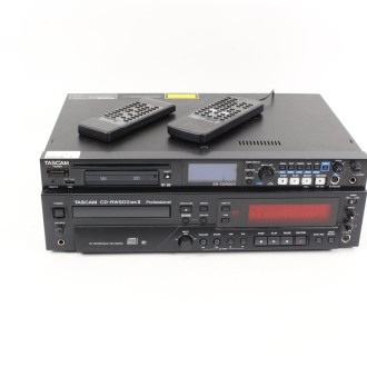 2 CD-Player TASCAM, SS-CDR 200 + CD-RW 900 MKII mit Fernbedienungen