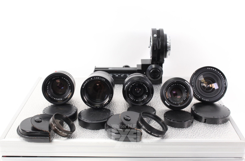 Konvolut mit umfangreicher Fotografie-Ausrüstung von Leitz im Alukoffer, best. aus: