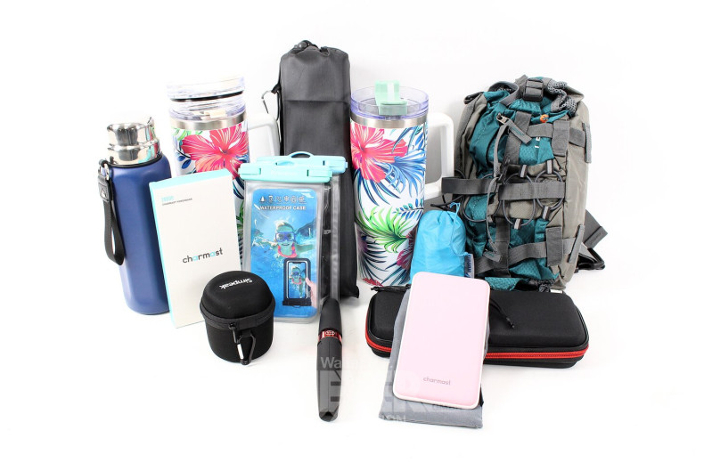 kl. Konvolut Outdoor-Equipment, best. aus: