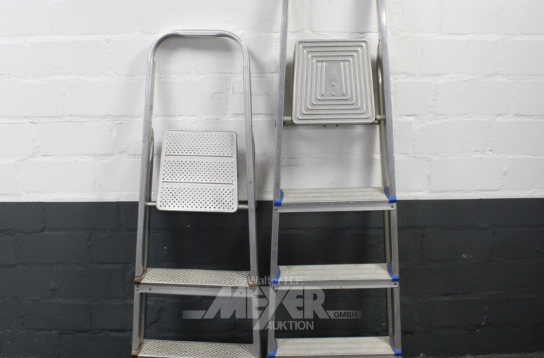 2 versch. Alu-Trittleitern 3 und 4-stufig