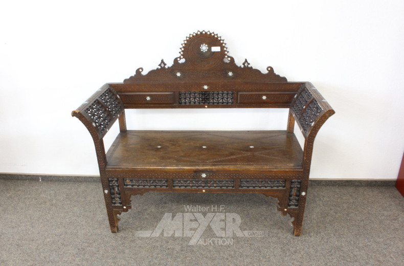 kl. Sitzbank, vermutl. marokkanisch