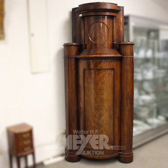 nostalgischer Biedermeier-Eckschrank