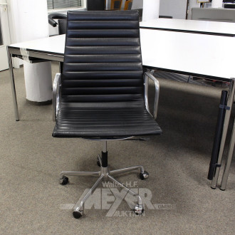 Schreibtisch- / Besucherstuhl nach Charles Eames