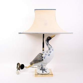 gr. Tischlampe, zweiflammig, mit Porzllanvogel 'Reiher'