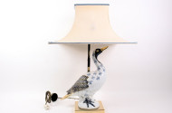gr. Tischlampe, zweiflammig, mit Porzllanvogel 'Reiher'