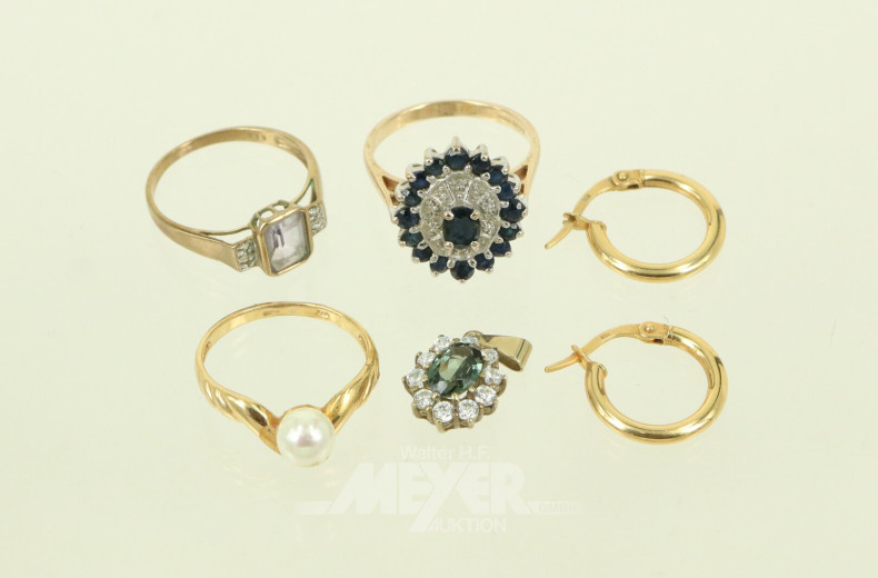 kl. Konvolut mit überw. 333er GG-Schmuck, best. aus: