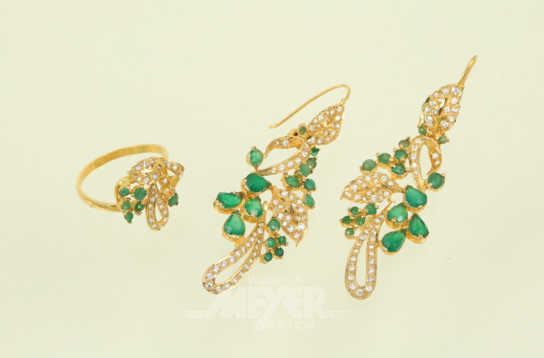 Schmuckgarnitur in 22K GG gestempelt, mit grünen Schmucksteinen und Diamant-Imitationen